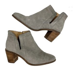 Lucky Brand Ponic Taupe Gray Suede Leather Ankle Boots Womens Size 7 M EIC